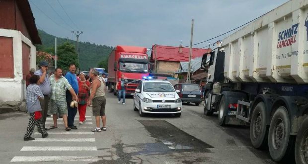 Șofer de camion din Oradea, ce se întâmplă Gârcini-Săcele: "Dacă pierdeam controlul tirului de 40 de tone intram într-o casă?" - Saceleanul
